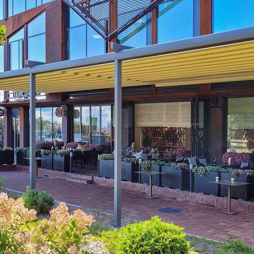 Пергола тентовая Decolife Basic&Pro New, реализовано партнером ООО ''Европейские Солнцезащитные Системы'', г. Калининград, р-н Lastadie